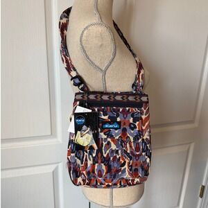 KAVU Keeper Crossbody Bag in Fair Winds Adjustable Strap Cotton NWT